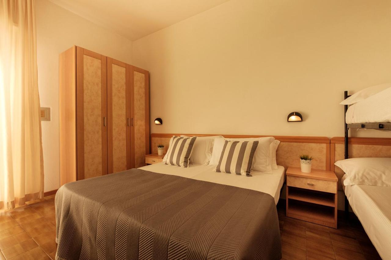 Oceanic Hotel